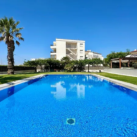 V015 - Marina Park Apartment *